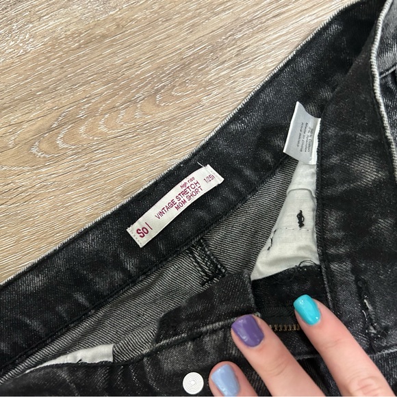 SO Brand High Rise Vintage Stretch Mom Shorts - Picture 3 of 4
